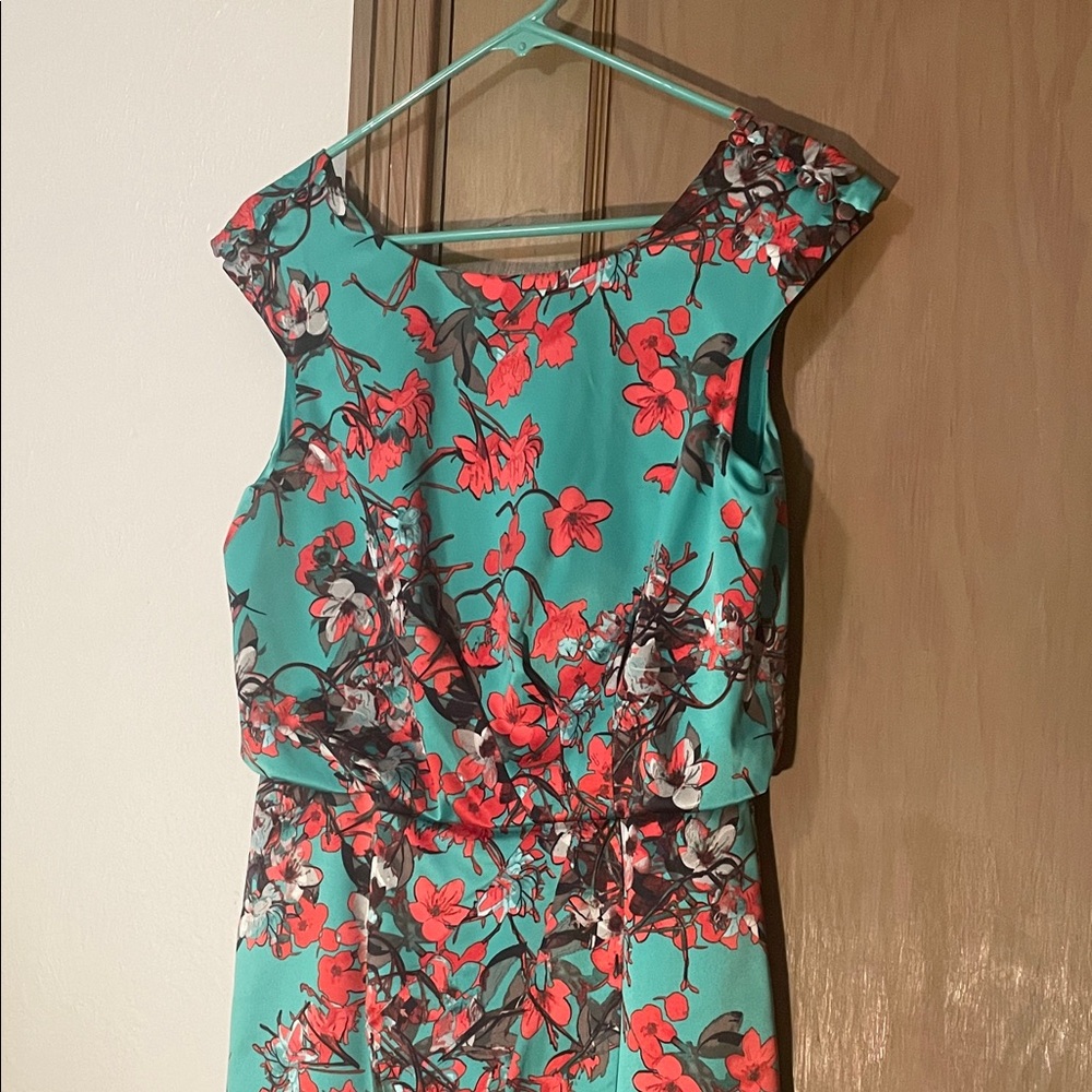 Jessica Simpson Turquoise and Red Floral Midi Dress. Bundle and save!!
